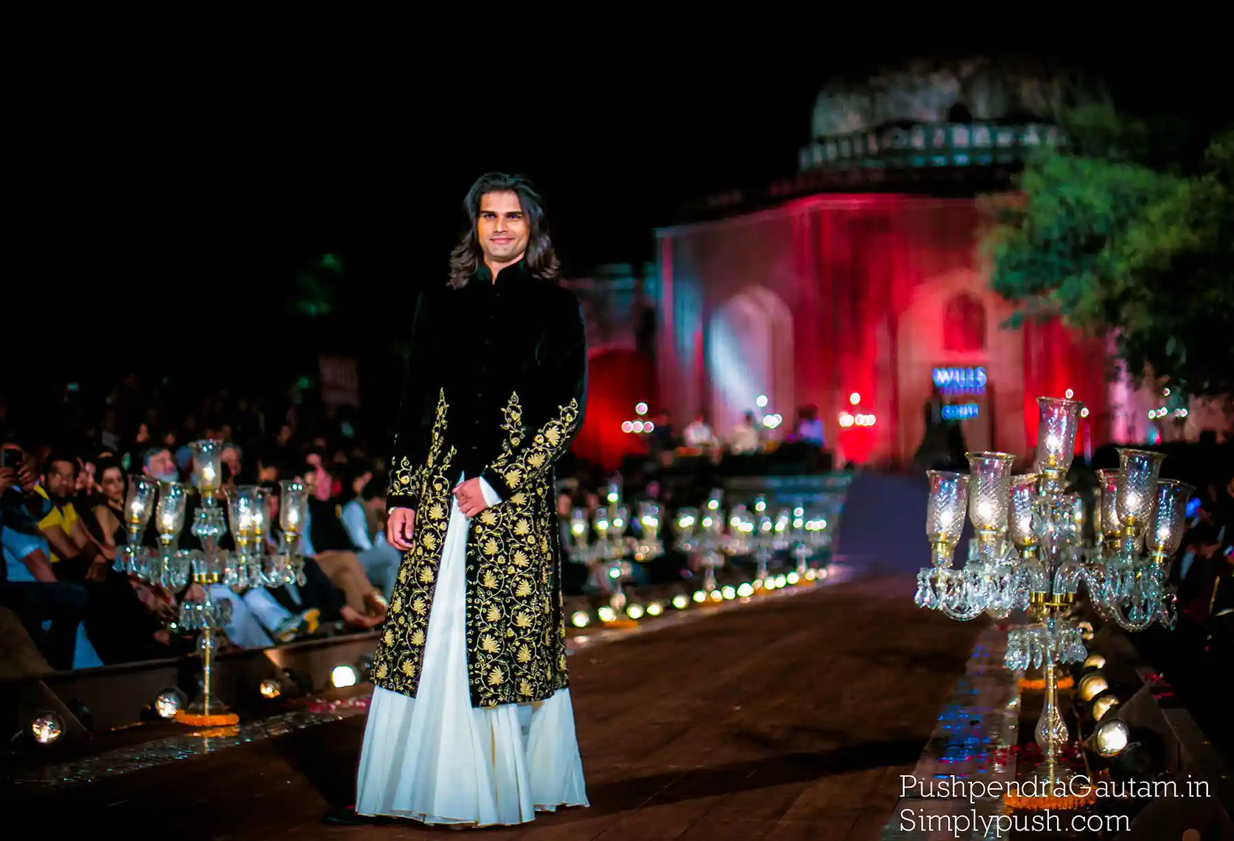 Rohit-bal-grand-finale-wifwss15-quli-khan-tomb-mehrauli-kutub-minar-show-at-wills-lifestyle-india-fashion-week-ss15-Rohit-bal-fashion-show-india-at-wills-india-fashion-week-pushpendragautam-pics-event-photographer-india